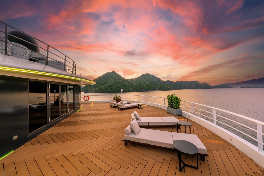 Ha Long Bay – Sea Stars Cruise 5*