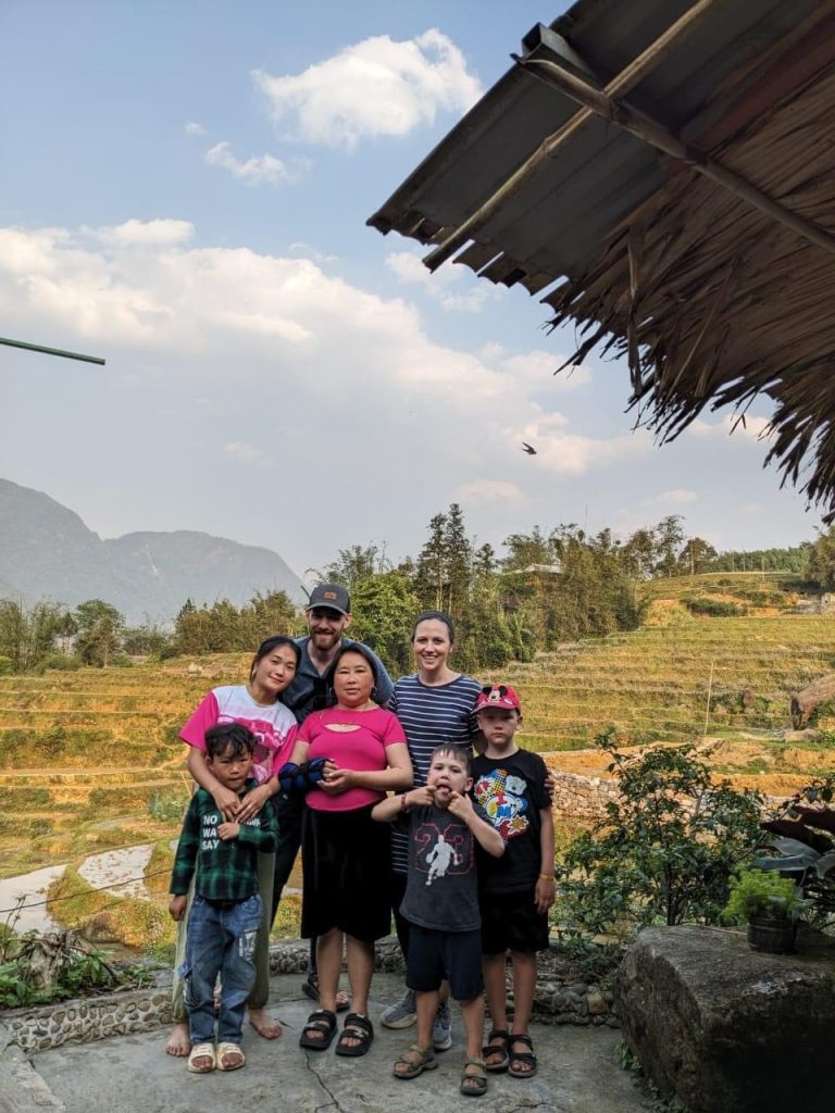 Sapa Trekking One Circle Mountain View to villages