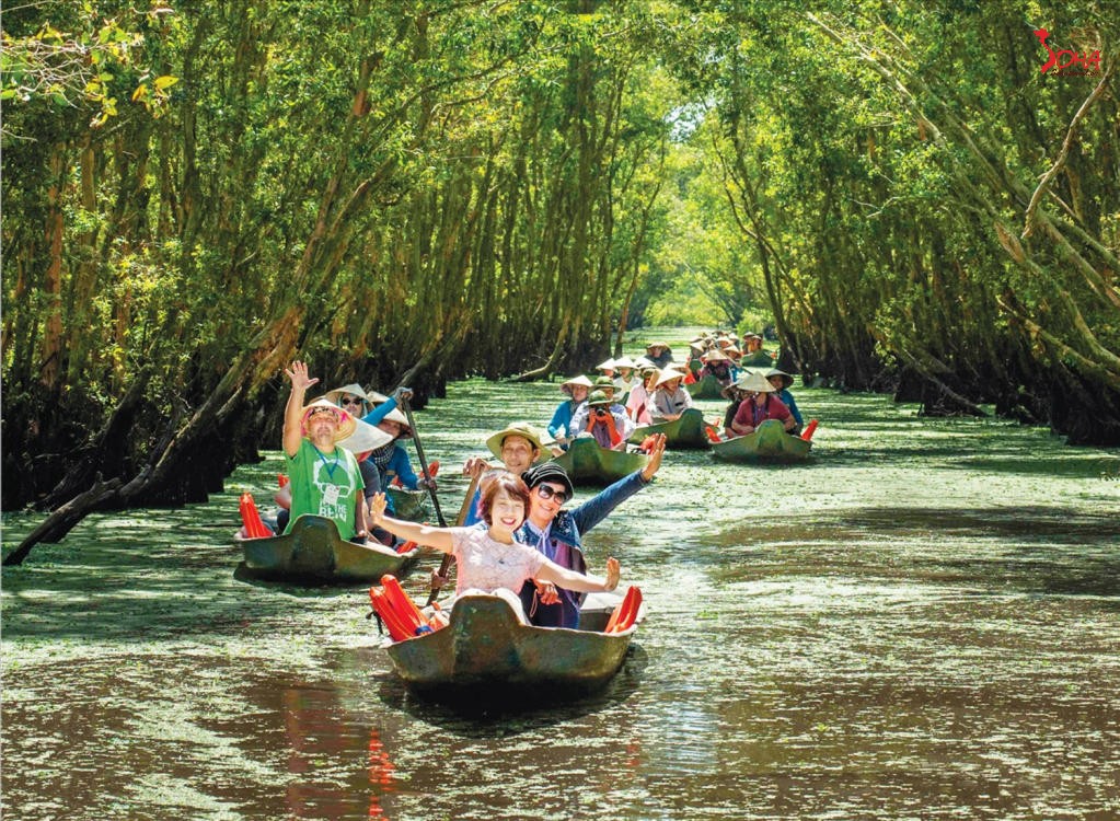 Vietnam Cross-Country Tour from Ho Chi Minh City (15 Days)
